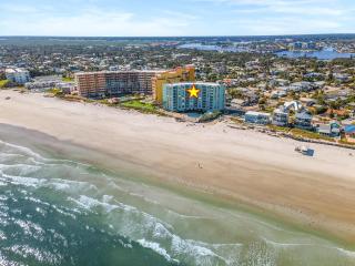 Coronado Towers 703 - 3