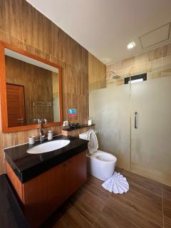 3 bedroom Vip Villa Rawai Phuket - 6