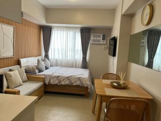 12th Floor Studio for 4 - Avida Aspira Haven near Ayala Mall City View - 9
