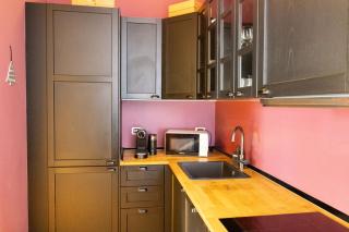 Historic Home with Frescoes near the Royal Palace - 4