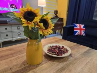 TropINN LoDonHeartBeat 5LuxRoom CirPool BBQ & KTVFun - Bandar Penawar - 1