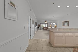 Magnolia Pointe Luster Leaf 4887-203 - 1