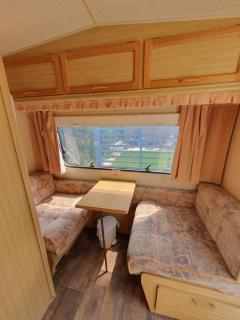 relax and enjoy in this cozy caravan - 4