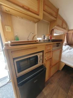 relax and enjoy in this cozy caravan - 1