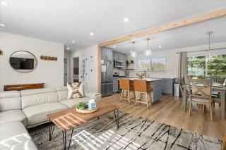 Cozy Luxury Oasis 3 Bedrms 1 Bath SFH - 3