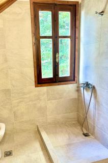 Forest cottage top of the world - 1