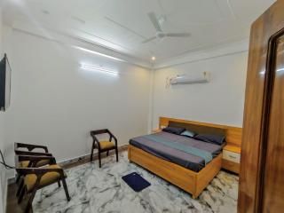 Amrit Prabha Kunj Best Cozy Rooms - 0