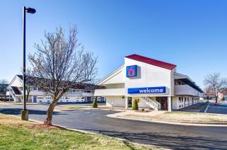 Motel 6-Springfield, MO - North - Springfield - 9