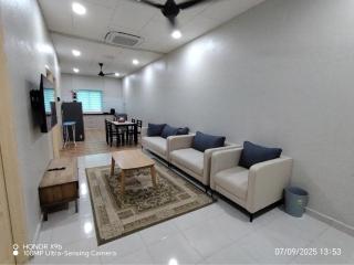 Homestay HAJI OMAR Sungai Dua With Wifi - 9