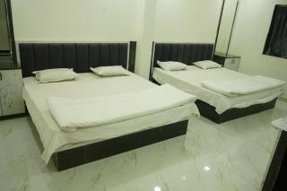 Shri Hari Executive Lodge - 1