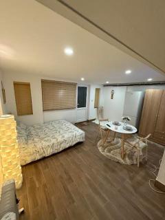 Comfort Studio In Wembley - 6