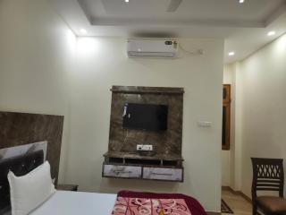 New Hotel Ganga Niwas - 4