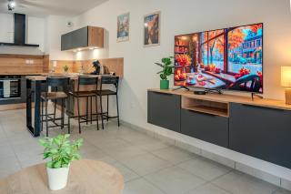 Le Stan - Centre Ville - Terrasse & Parking Gratuit - Commerces à proximité - 0