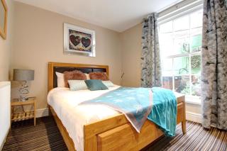 Chester Apartments - 5