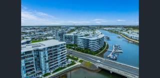 Riverfront Serenity Suite - 3