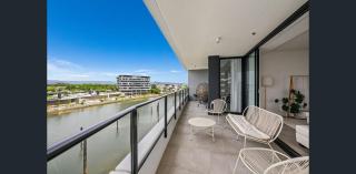 Riverfront Serenity Suite - 1