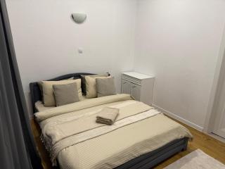 RentHouse Apart-Hotel Room #8 - 9