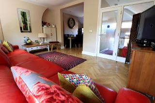 Chester Apartments - 2