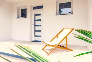 BALATON A KERTBEN - BALATON IN THE GARDEN - Beachfront houses with beautiful view, private beach - 1