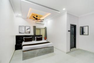 Collection O Karmanghat Bus Terminal Hyderabad Formerly Hotel Chirag Stays - 4