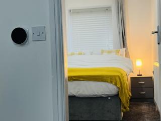 2BR Home Cozy & Comfortable Stay in Accrington - 9