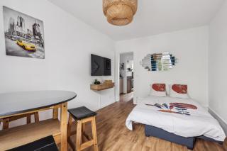 Paris Elegant 1BR in front of Montparnasse - Metro 2min - 50" TV - París - 5