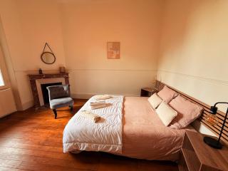 Appart F4 Cosy Centre Moulins - 3