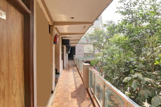 Super Hotel O Green Villa - 9