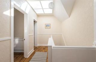 Luxury 4BR, Free Parking, Near Beach, Sleeps 8 - 6