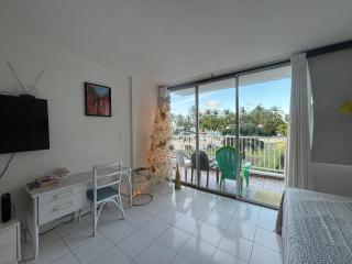 Hobie Beachfront Apartment Isla Verde - 9