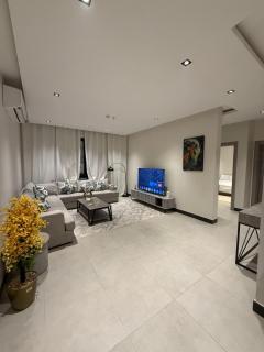 شقة بطابع فندقي ودفء منزلي غرفتين او ثلاث غرف وصاله - 8