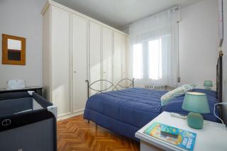 Bright home with large terrace, near Florence - 1