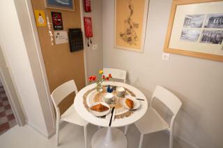 AVLI Central Athens Hideaway Walk to All Attractions - 7