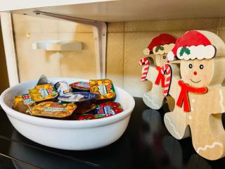 Airport Cottage House - 5