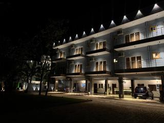 La Millionaire Resort - 1