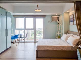 Stunning View 1BR Venice Luxury Residences BGC Ultra Fast WiFi and Washer - 5