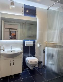 Airport Residence - Apartment Across From Otopeni Airport - Bucharest - 4