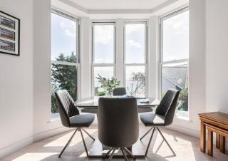 Porthminster View Luxury Sea Views Balcony, Parking, Pool, Spa & Gym - 4