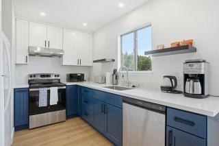 Modern 2BR Unit with Covered Parking in Santa Clara apts - 3