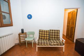 Roomy and elegant apartment by Piazza Pitti - 0