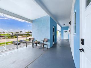 Minutes to Port! Loft Near Dining & Fun -Unit 207 - Cape Canaveral - 4