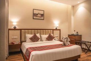 Hotel The Gross Infinity Near Delhi Airport - 2