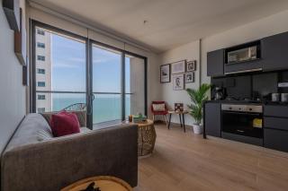 Stunning Sea View and Historic Center 20th FL/ 2BR - 7