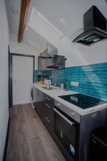 Balmoral Lodge, King Size Apartment by The Hive WA1 - 5