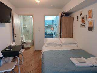 Despina's sweet studio -FREE PARKING- close to panthessaliko stadium and public pool of Nea Ionia - 7