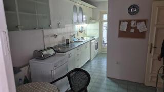 Big & Bright City Center Apartment - 4