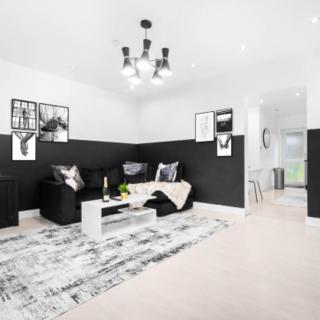 3 Bedroom House - Garden - 6 Beds - WiFi 12O - 6