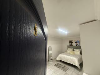 VinVid Harties Guest House - 6