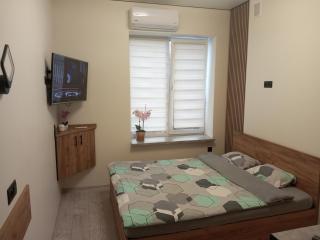 Свет всегда Апартаменты,площа Соборна - 6