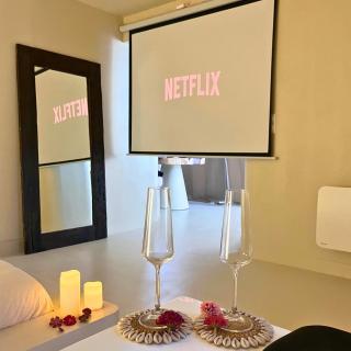 Casa Cinta - Sanctuaire Balinais avec Baignoire Balnéo et Cinéma Privé - 9